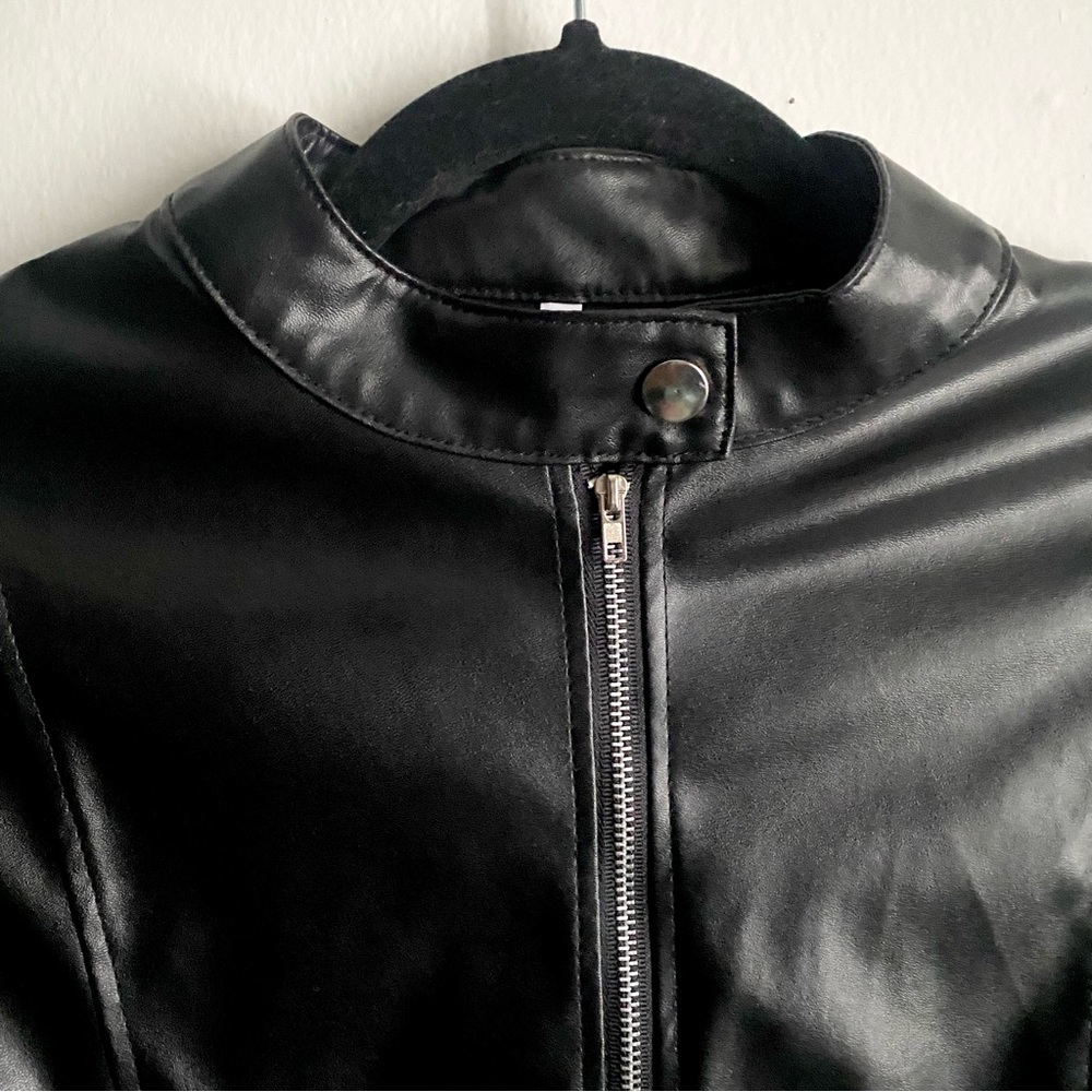 ✨ Zip-up Jacket - Picture 6 of 9